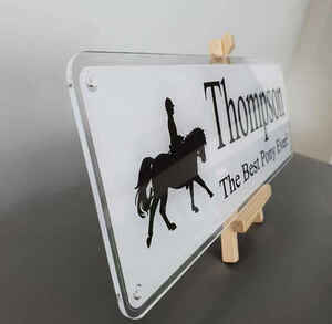 Thompson Classic White