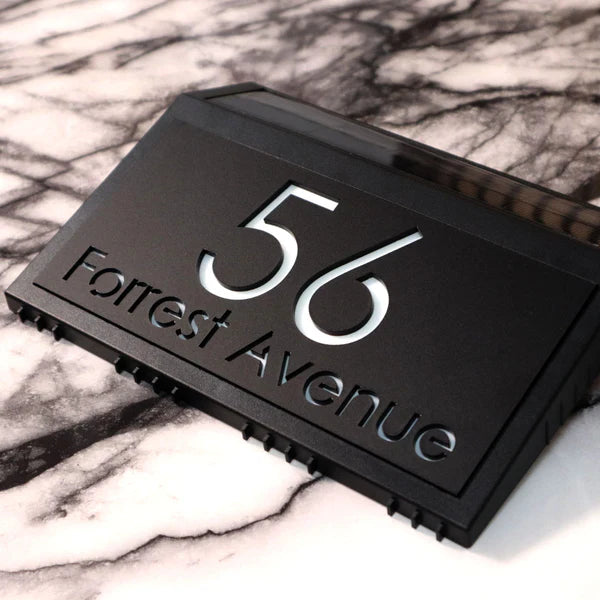La Luce H3 A5 House Sign